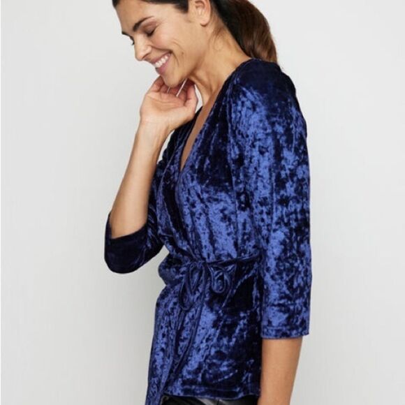 Nwt Inner Beauty Women's deep blue Crushed Velvet Surplice Front Top sz M - Picture 2 of 15